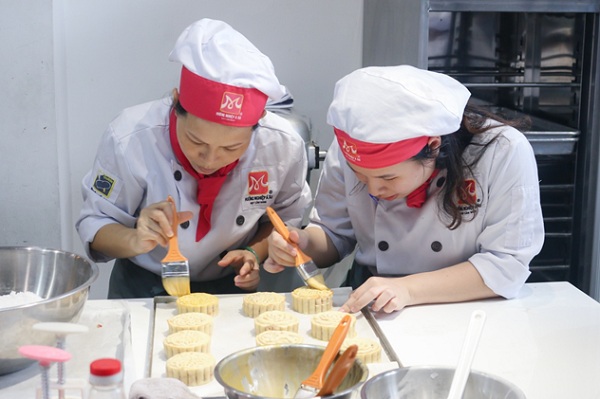 Học làm bánh để kinh doanh