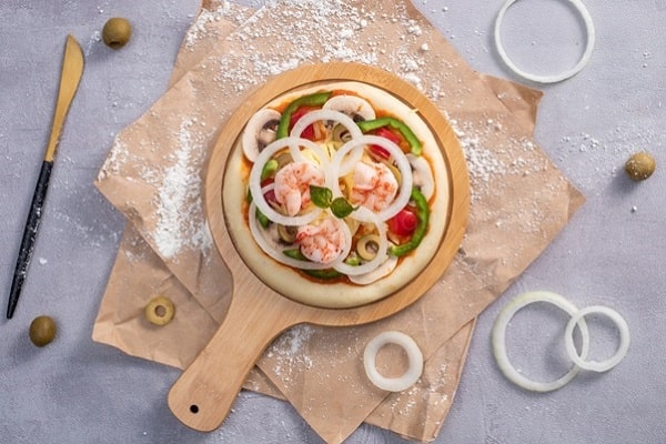 cách làm pizza bằng chảo chống dính