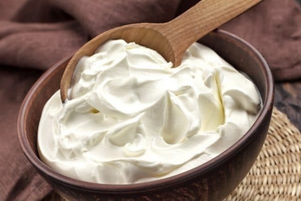 Heavy cream là gì? Heavy cream dùng để làm gì? Cách làm heavy cream?