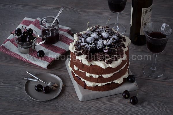 Cách làm bánh Black Forest của Đức cho những ai mê Cherry