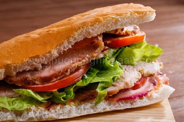 Hé lộ công thức làm bánh mì Doner Kebab ngon chuẩn của chuyên gia