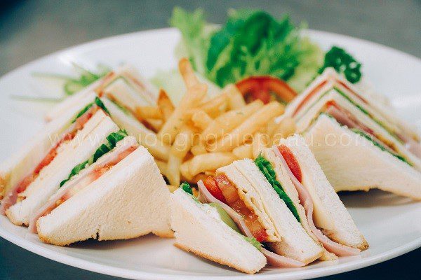 5 phút thuộc ngay cách làm bánh mì sandwich kẹp trứng siêu ngon