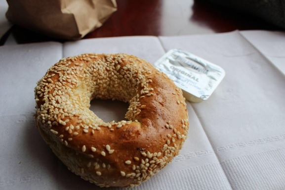 bagels kiểu montreal 