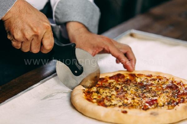 Bạn có thể ăn Pizza bằng tay 