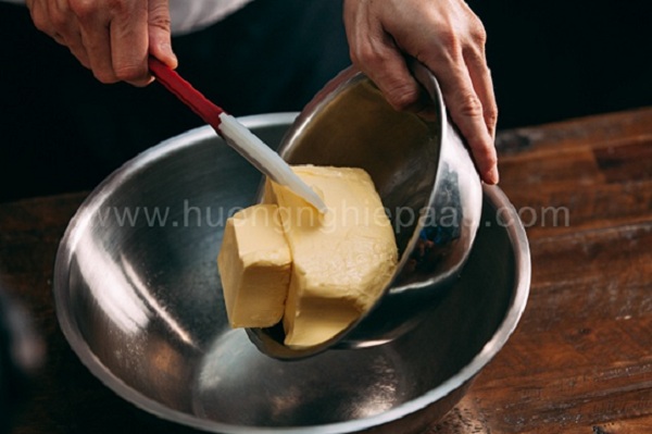 Bơ một nguyên liệu quen thuộc trong làm bánh