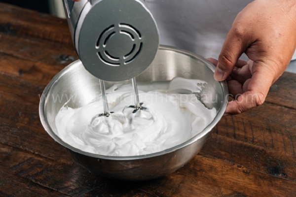 Cách đánh Sour Cream 