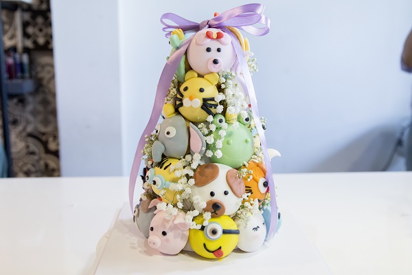 Học Làm Tháp Choux Và Tạo Hình Fondant