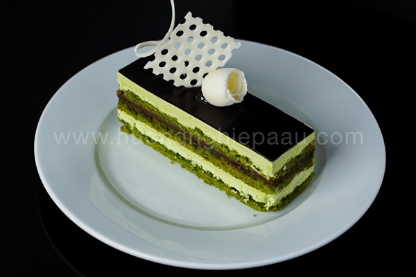 Greentea mousse cake