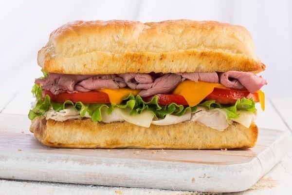 sandwich kẹp thịt