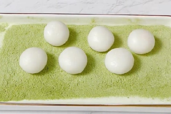làm bánh mochi chấm kem sữa